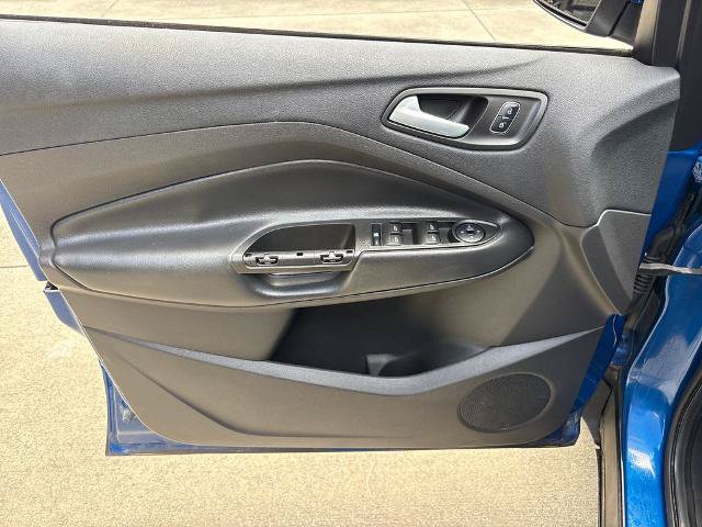 Certified 2017 Ford Escape SE w/ SE Cold Weather Package FWD image 15