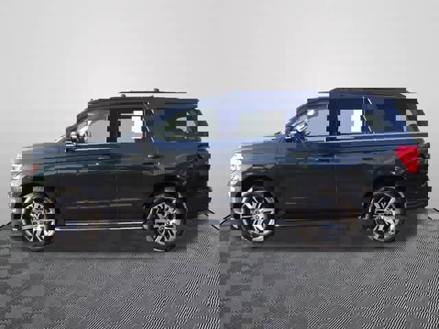 Certified 2023 Ford Expedition XLT image 2