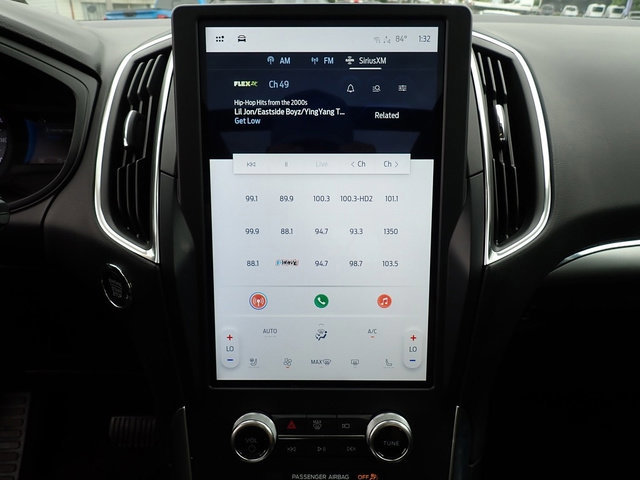 Certified 2024 Ford Edge Titanium image 24