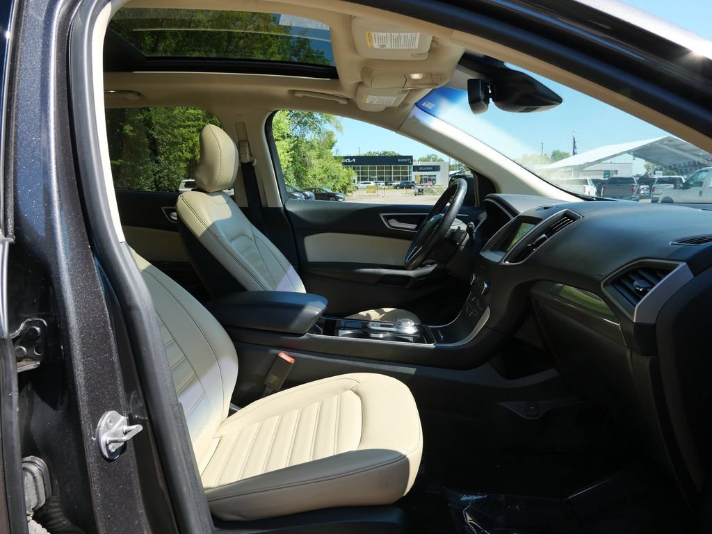 Certified 2019 Ford Edge SEL w/ Equipment Group 201A AWD/4WD image 11