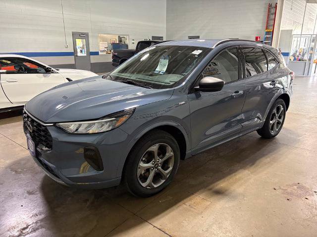 Certified 2024 Ford Escape ST-Line w/ Tech Pack #1 AWD/4WD image 4