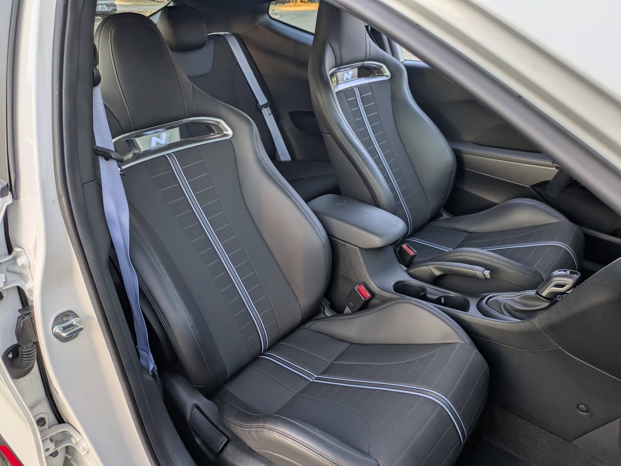 Used 2022 Hyundai Veloster N FWD image 37