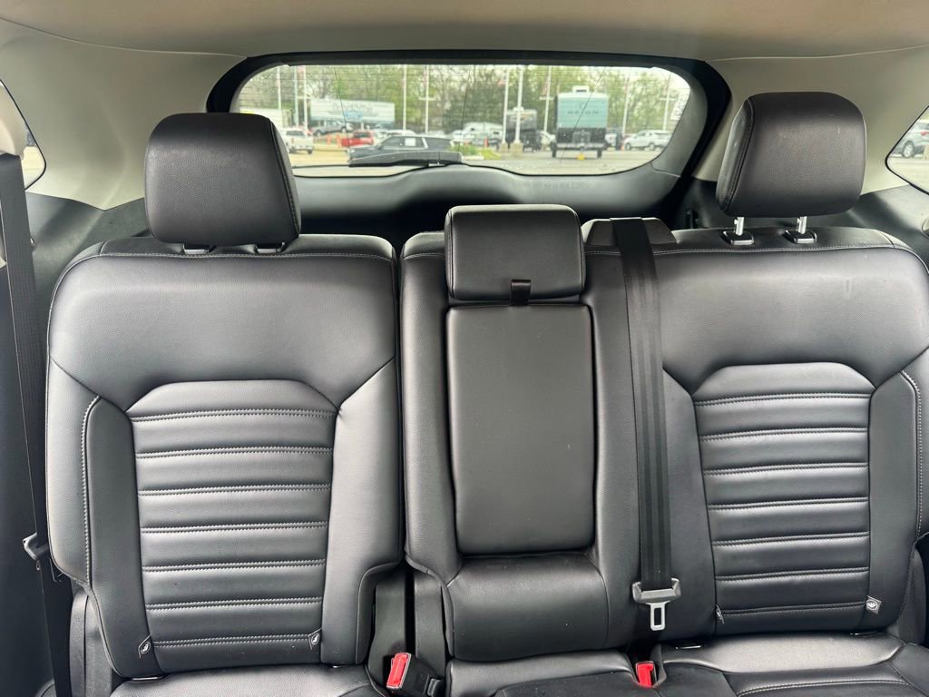 Certified 2023 Ford Edge SEL w/ Convenience Package image 9