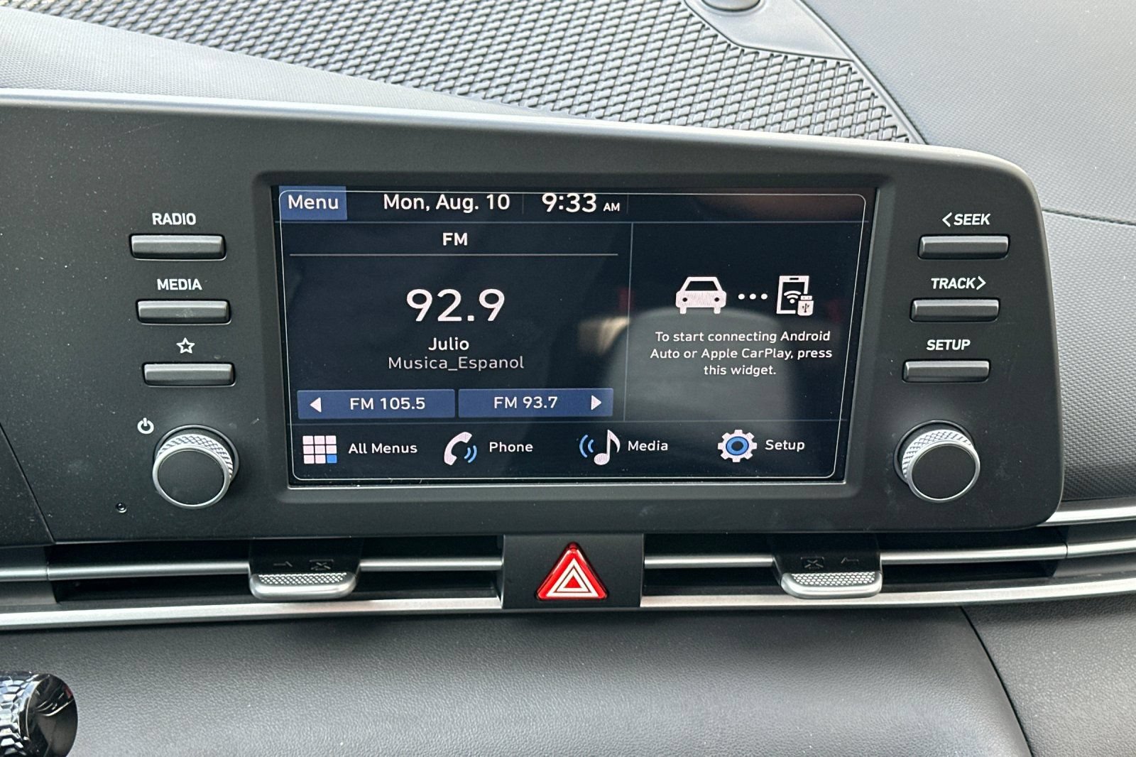 Used 2025 Hyundai Elantra SE FWD image 18