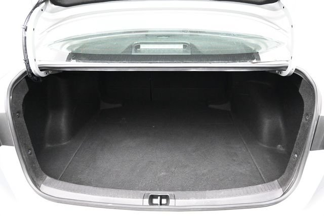 Used 2024 Toyota Corolla LE FWD image 28