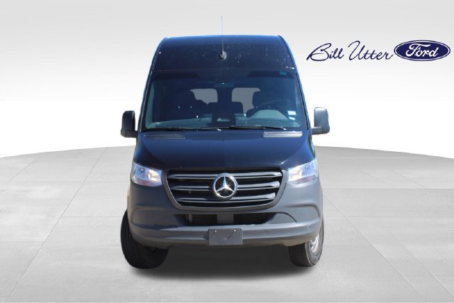 Used 2025 Mercedes-Benz Sprinter 2500 image 2