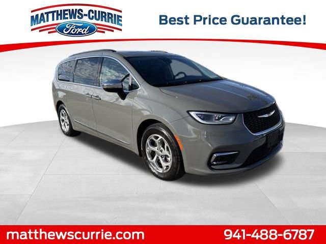 Used 2023 Chrysler Pacifica Limited image 6