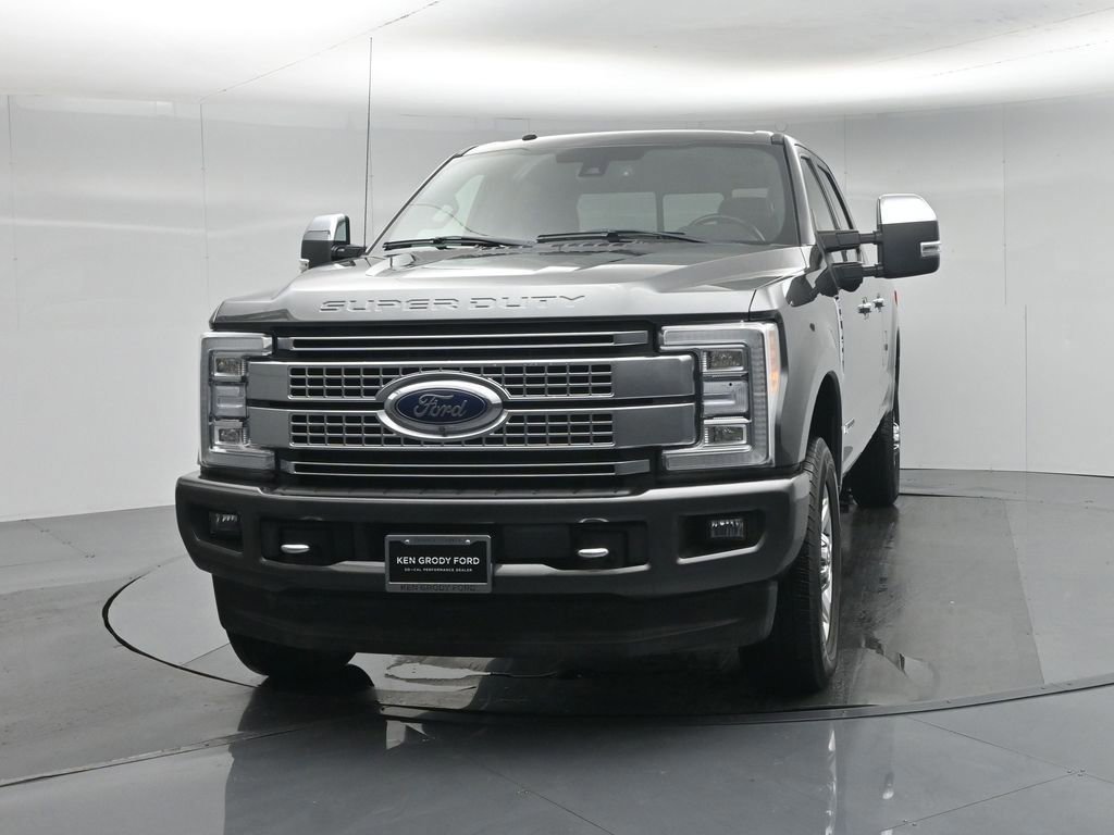 Certified 2018 Ford F350 Platinum w/ Platinum Ultimate Package image 27