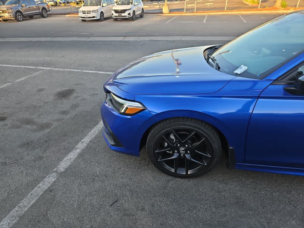 Used 2024 Honda Civic Sport image 3