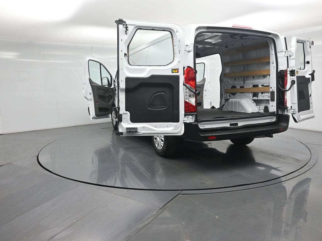 Certified 2025 Ford Transit 250 Low Roof w/ Exterior Upgrade Package RWD image 31