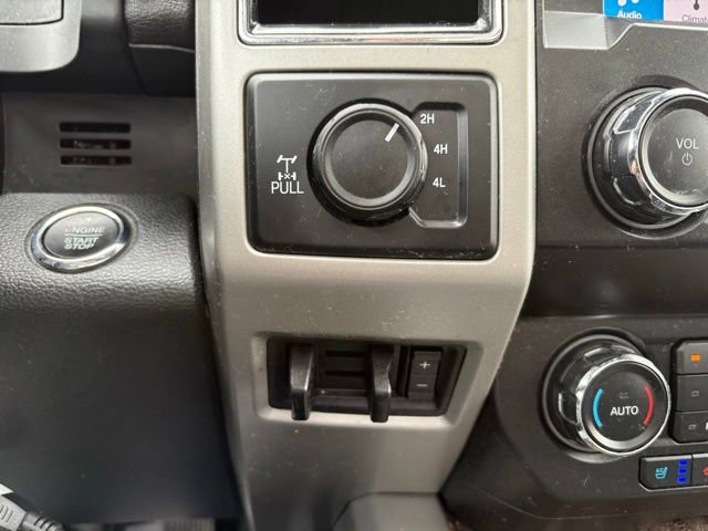 Certified 2019 Ford F250 Lariat w/ Lariat Ultimate Package AWD/4WD image 32