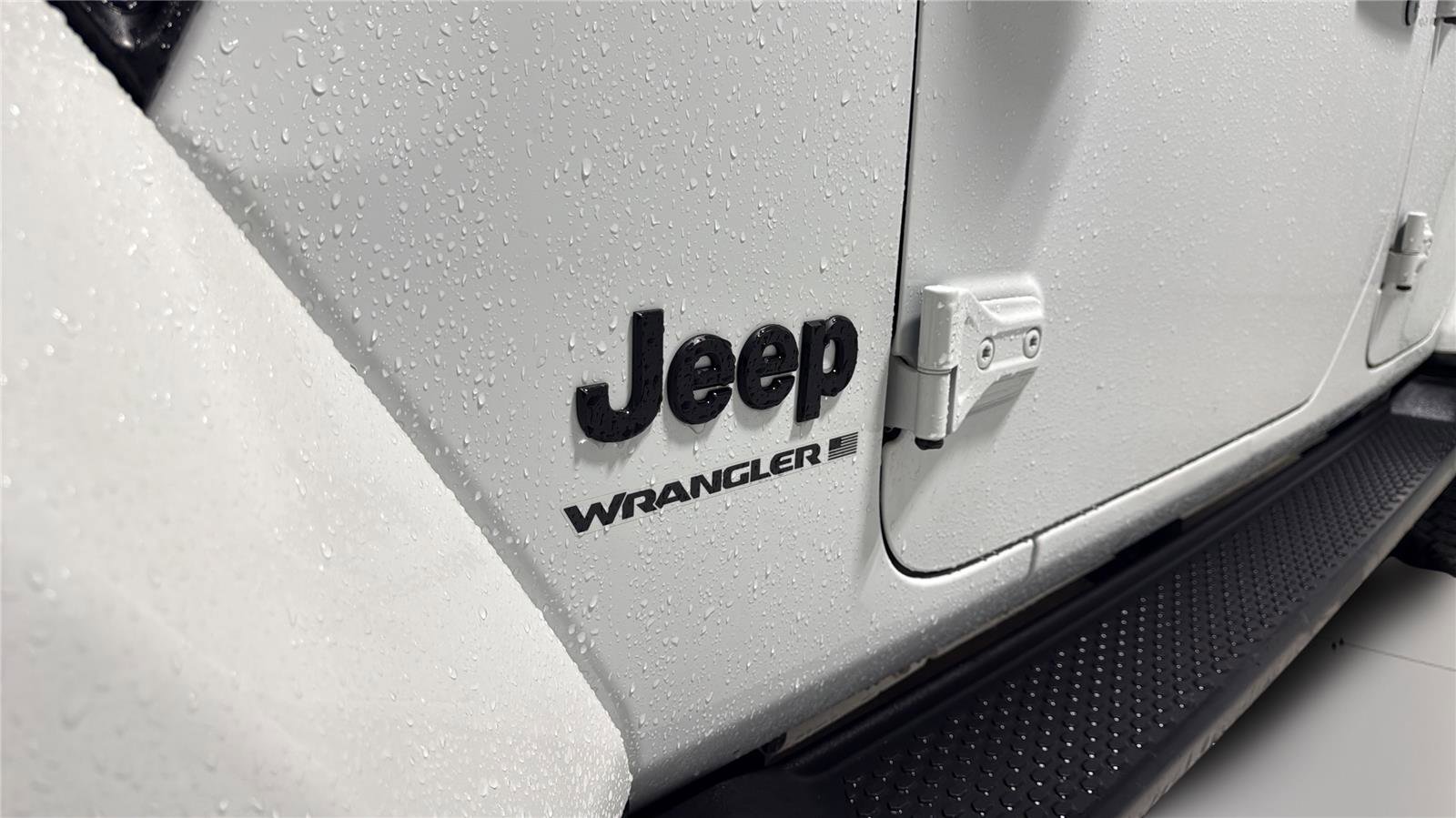 Used 2023 Jeep Wrangler Unlimited Sahara AWD/4WD image 31