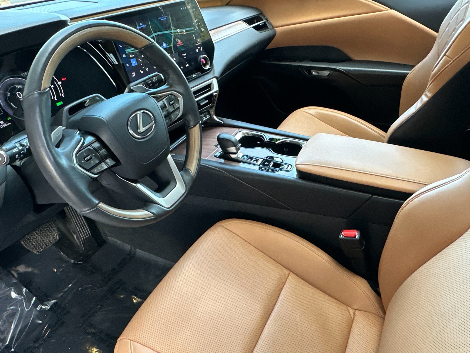 Used 2023 Lexus RX 350h image 10