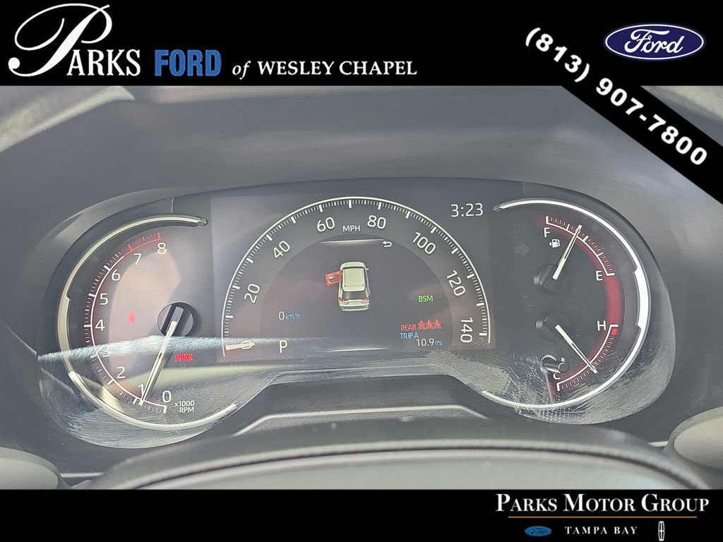 Used 2025 Toyota RAV4 XLE w/ Convenience Package image 32