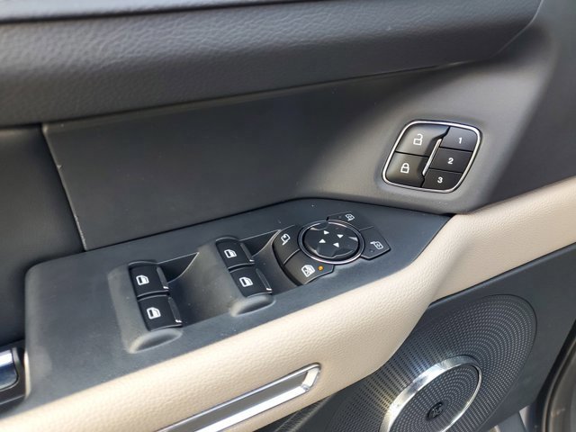 Certified 2023 Ford Expedition Max Limited image 18