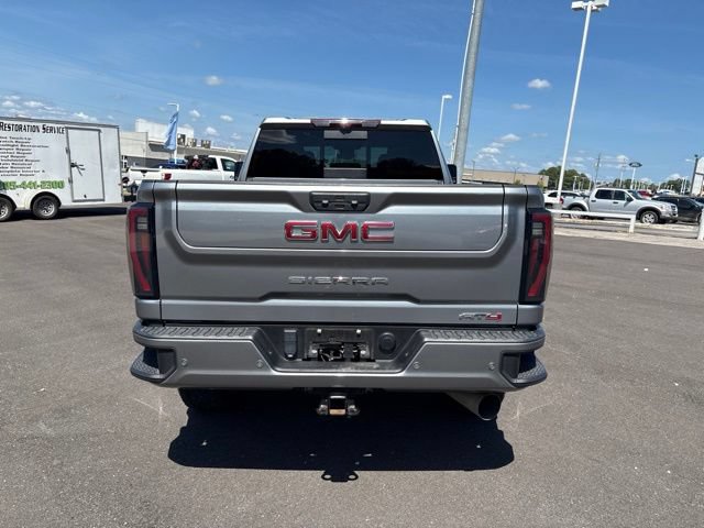 Used 2024 GMC Sierra 2500 AT4 w/ AT4 Premium Plus Package AWD/4WD image 7