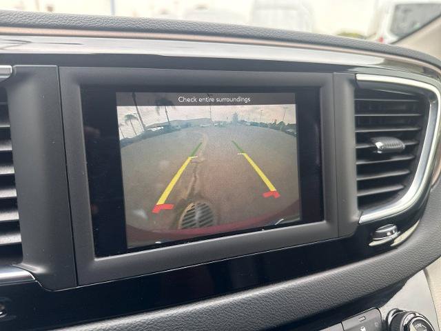 Used 2020 Chrysler Voyager Lxi FWD image 19