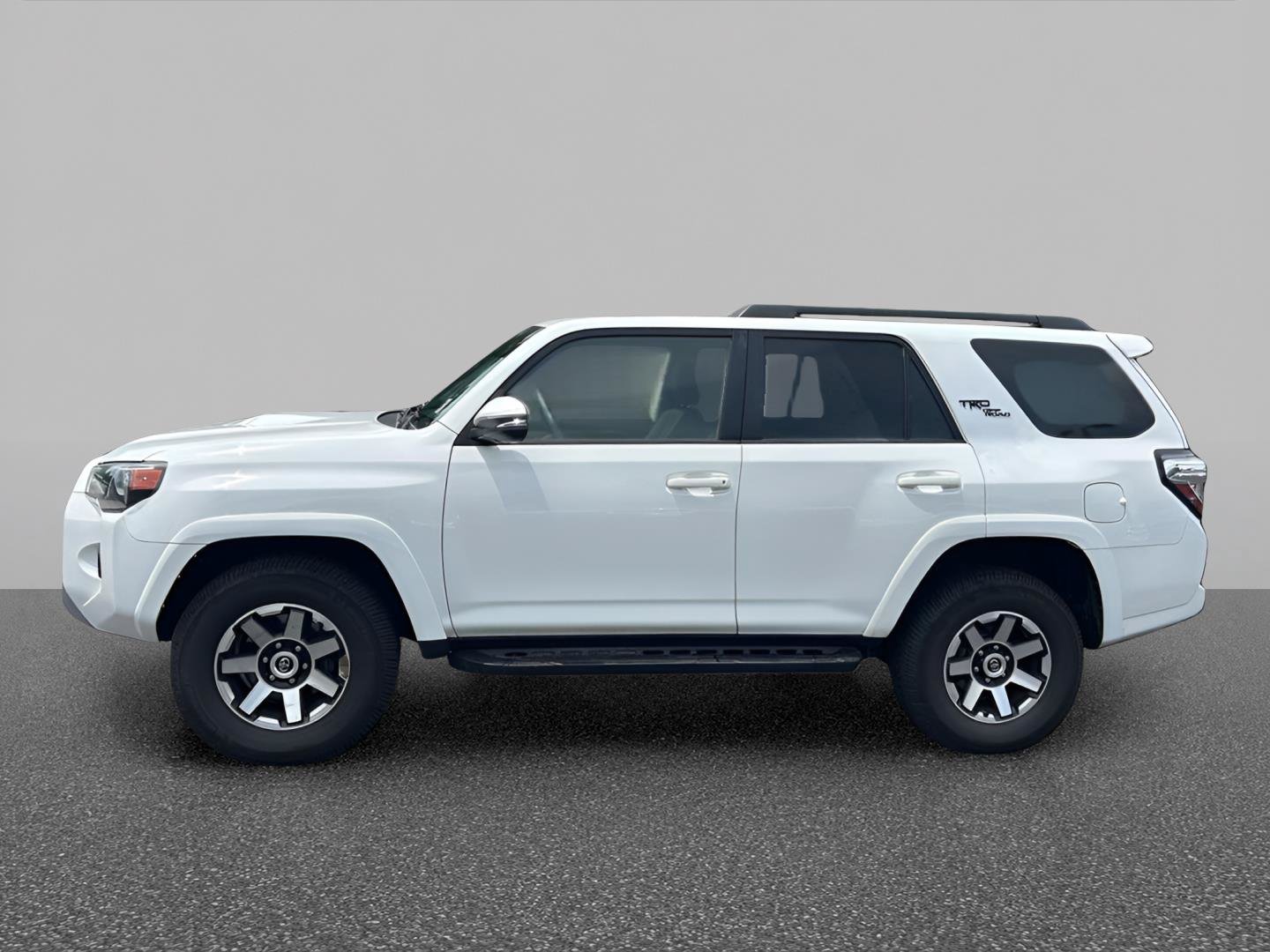 Used 2021 Toyota 4Runner TRD Off-Road Premium w/ Moonroof Package AWD/4WD image 3