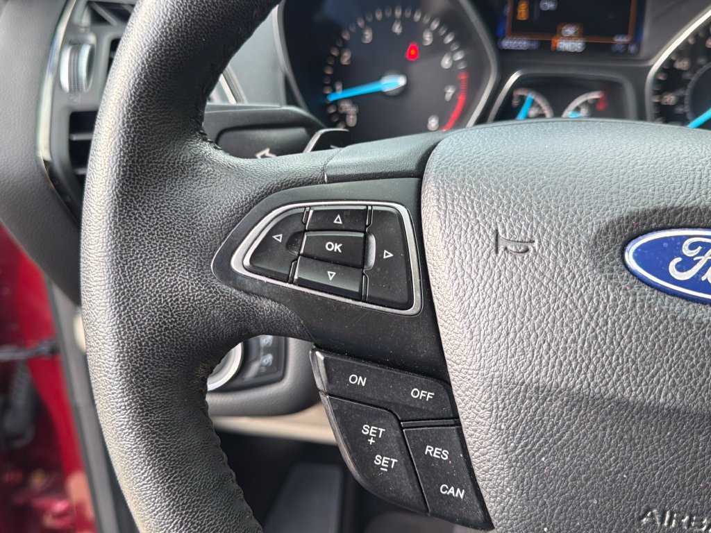 Certified 2017 Ford Escape Titanium FWD image 18