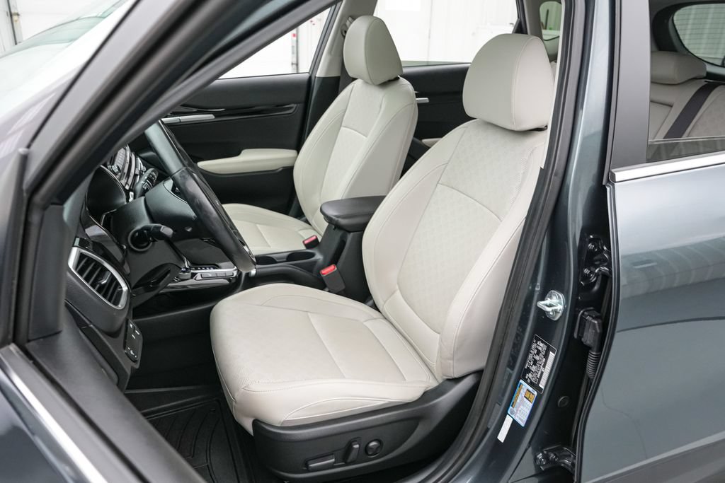 Used 2023 Kia Seltos EX AWD/4WD image 11