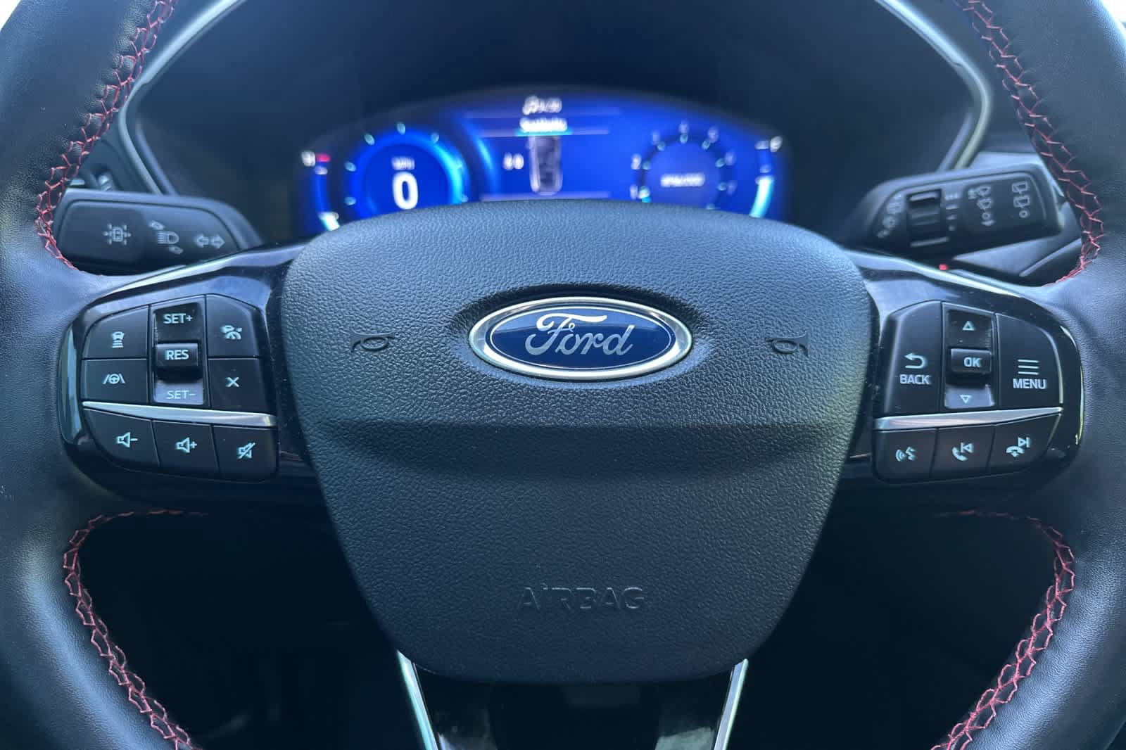 Certified 2022 Ford Escape SEL w/ SEL Stealth AWD Package image 24