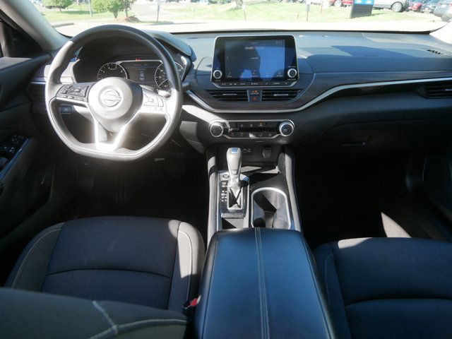 Used 2023 Nissan Altima 2.5 SV FWD image 18