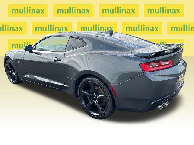 Used 2018 Chevrolet Camaro SS RWD image 12