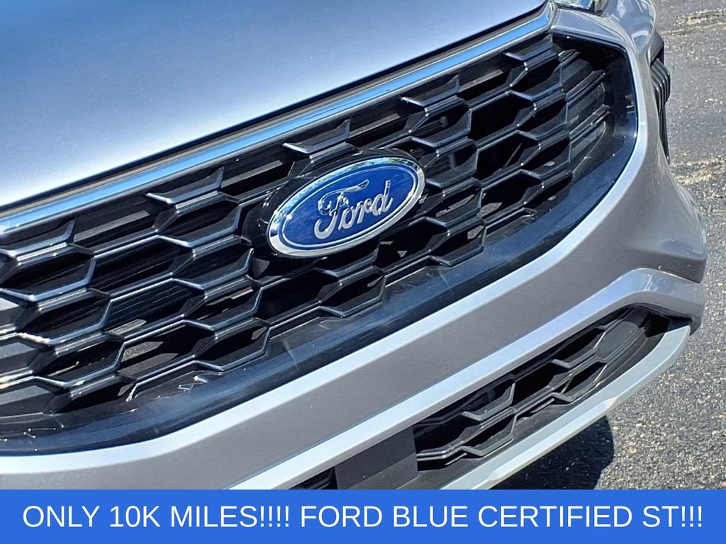 Certified 2024 Ford Escape ST-Line w/ Tech Pack #1 AWD/4WD image 32