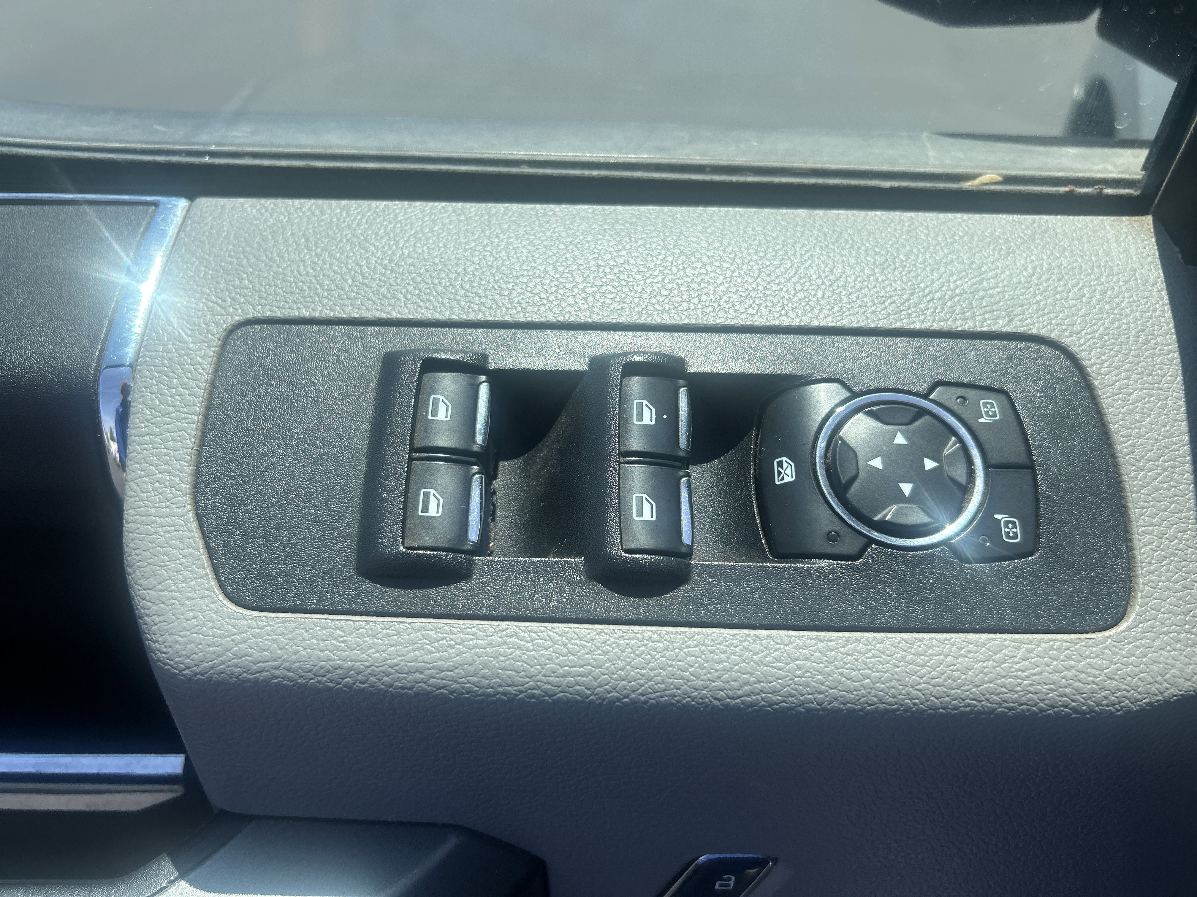 Certified 2019 Ford F150 XLT w/ Trailer Tow Package AWD/4WD image 14