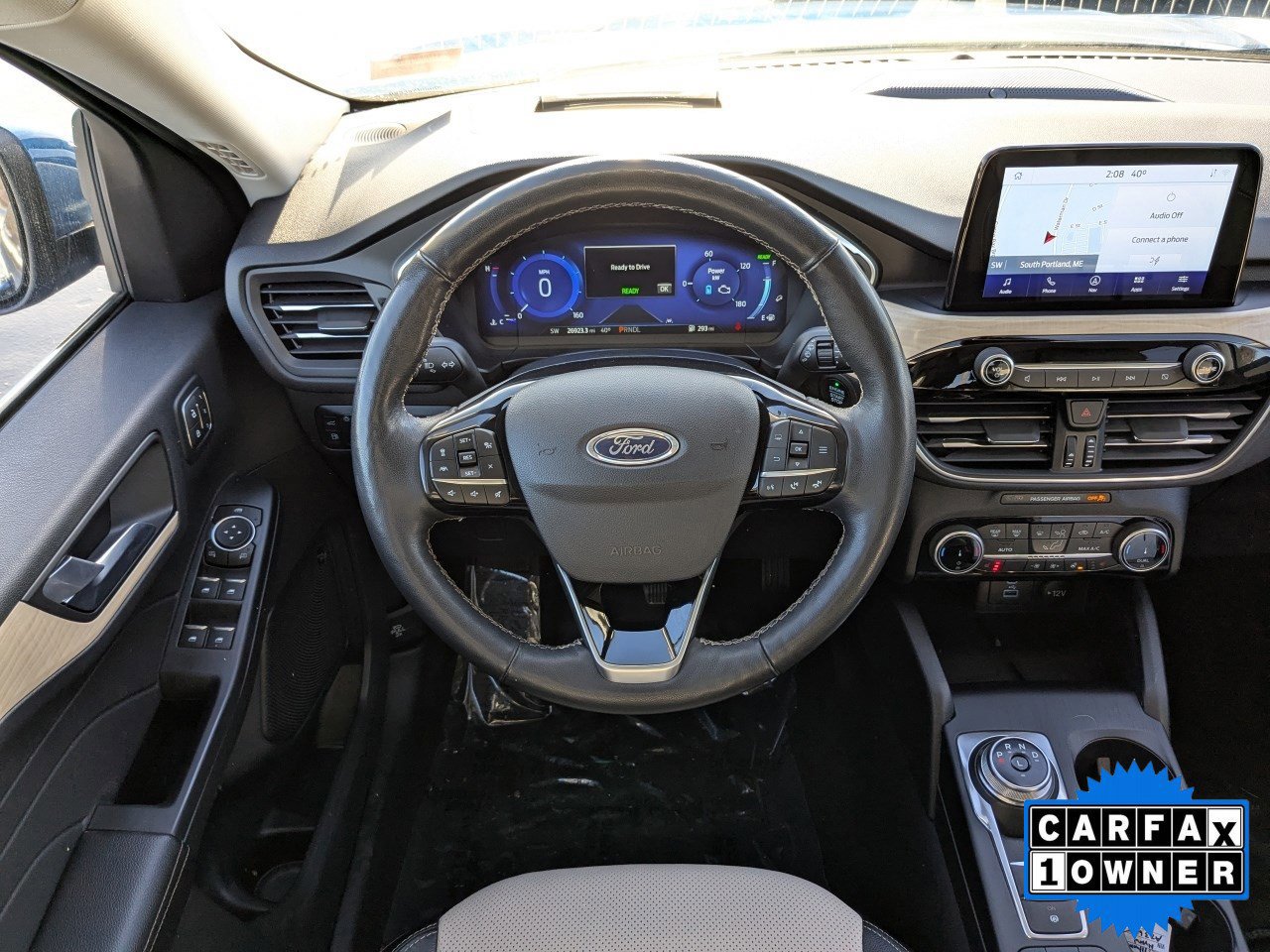 Certified 2022 Ford Escape Titanium w/ Titanium Elite Package image 18