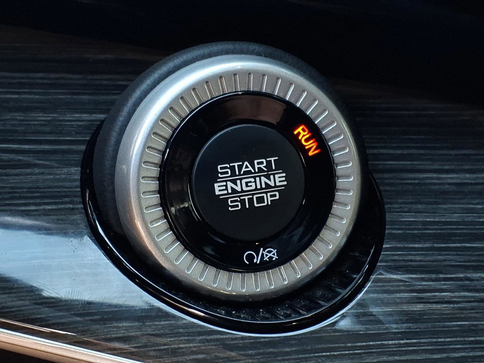 Used 2022 Jeep Wagoneer Series III w/ Flexible Seating Group image 23