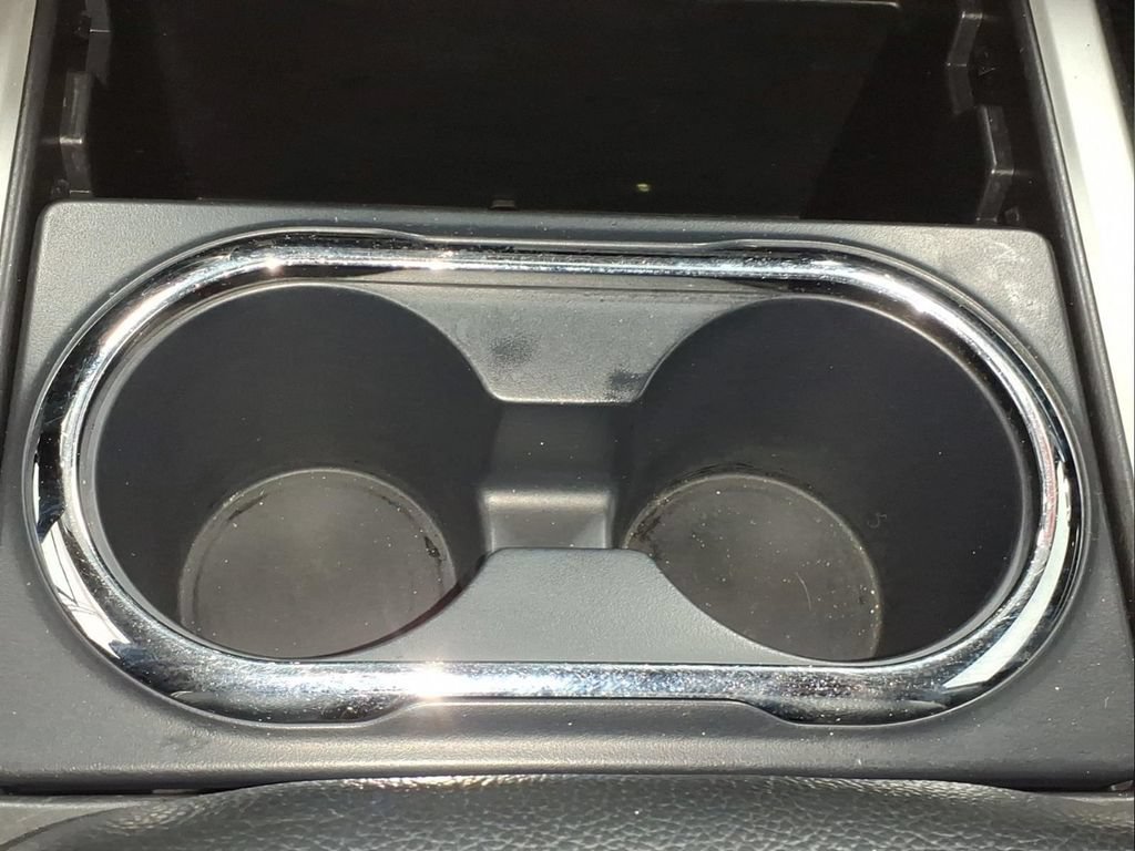 Used 2019 Nissan Titan PRO-4X AWD/4WD image 12