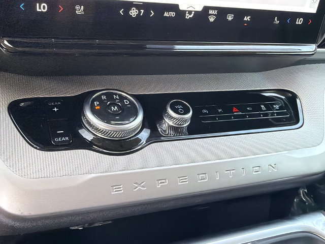 Certified 2025 Ford Expedition Active RWD image 35