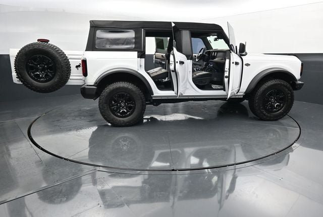 Certified 2024 Ford Bronco Wildtrak AWD/4WD image 36
