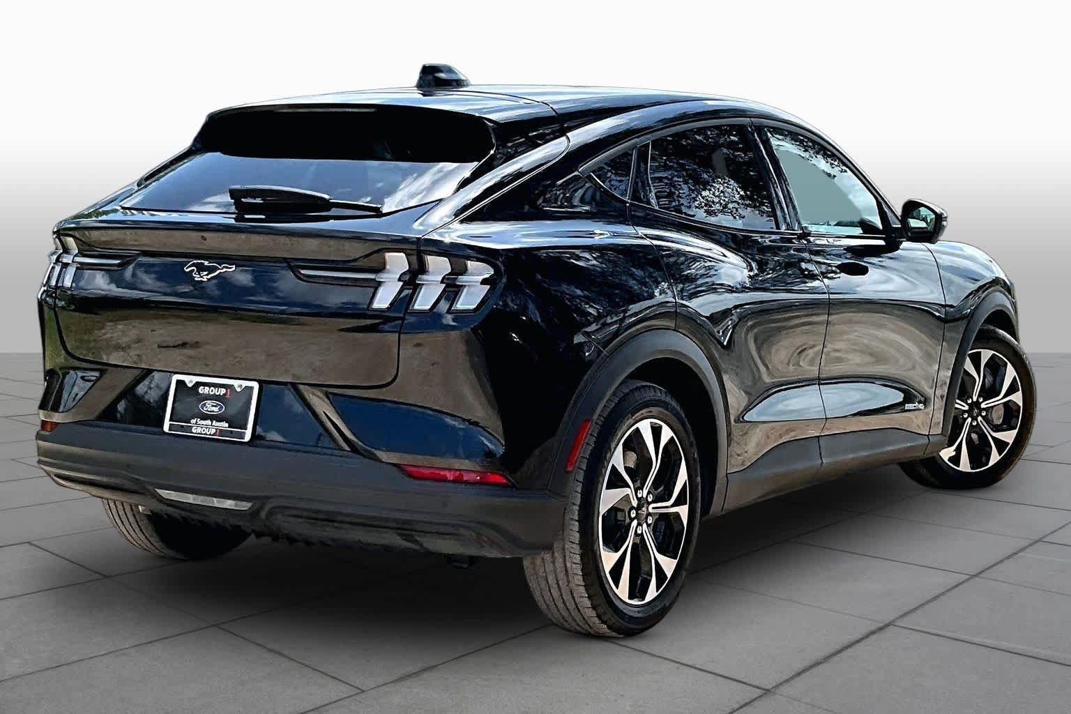 Certified 2025 Ford Mustang Mach-E Select AWD/4WD image 12