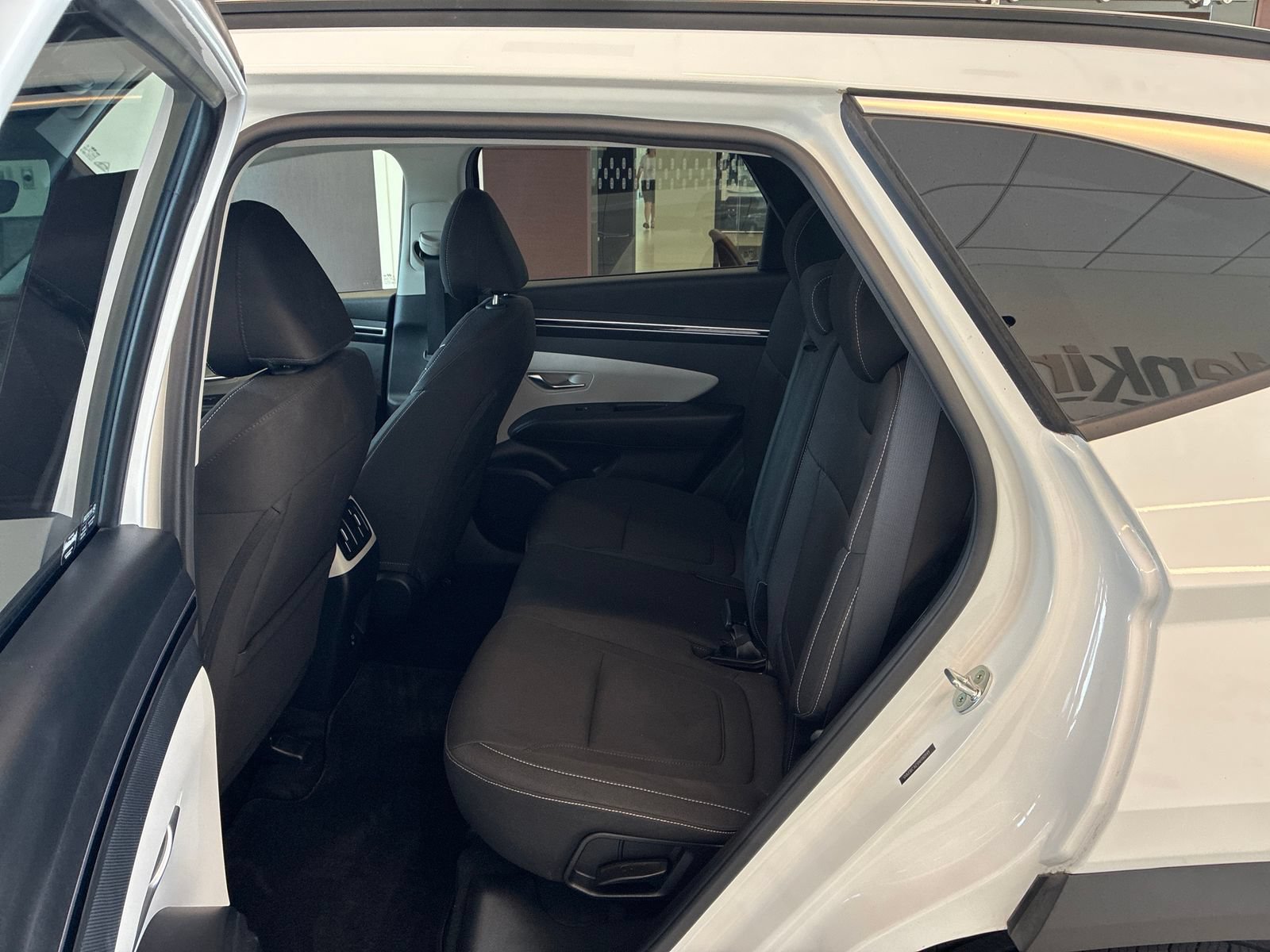 Used 2022 Hyundai Tucson SEL AWD/4WD image 12