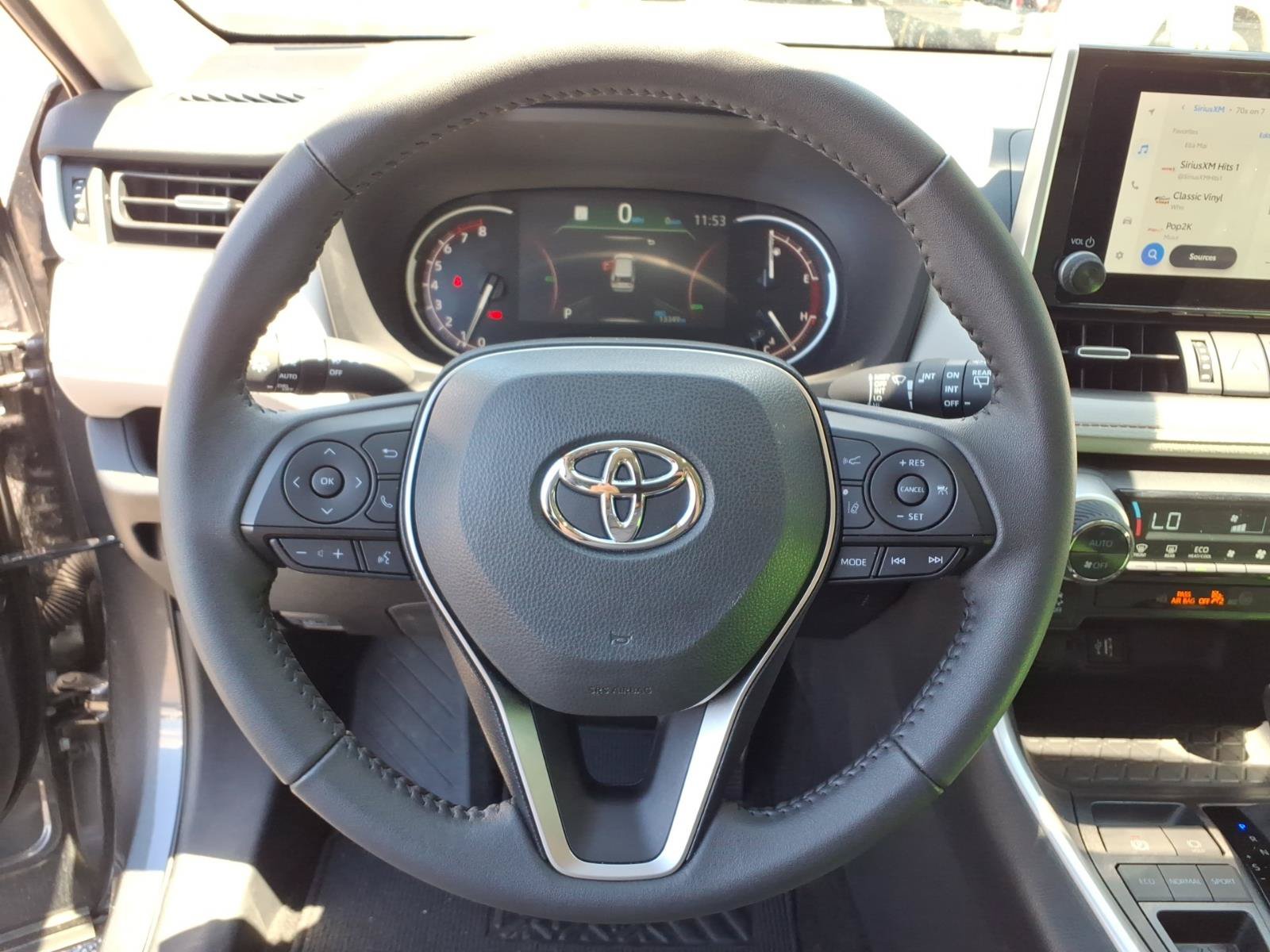 Used 2025 Toyota RAV4 XLE Premium FWD image 20