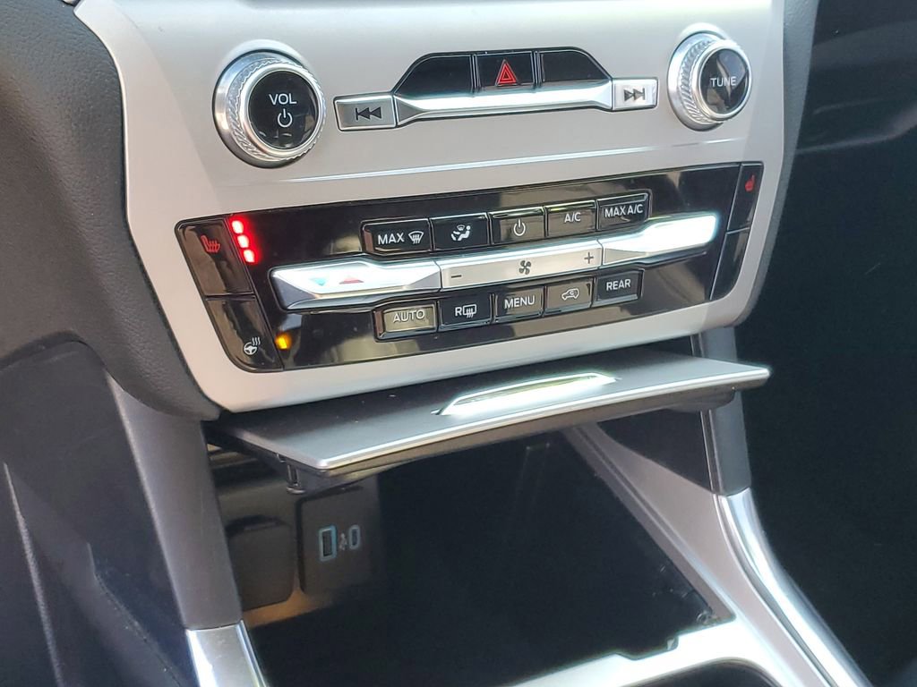 Certified 2023 Ford Explorer XLT w/ Equipment Group 202A image 21