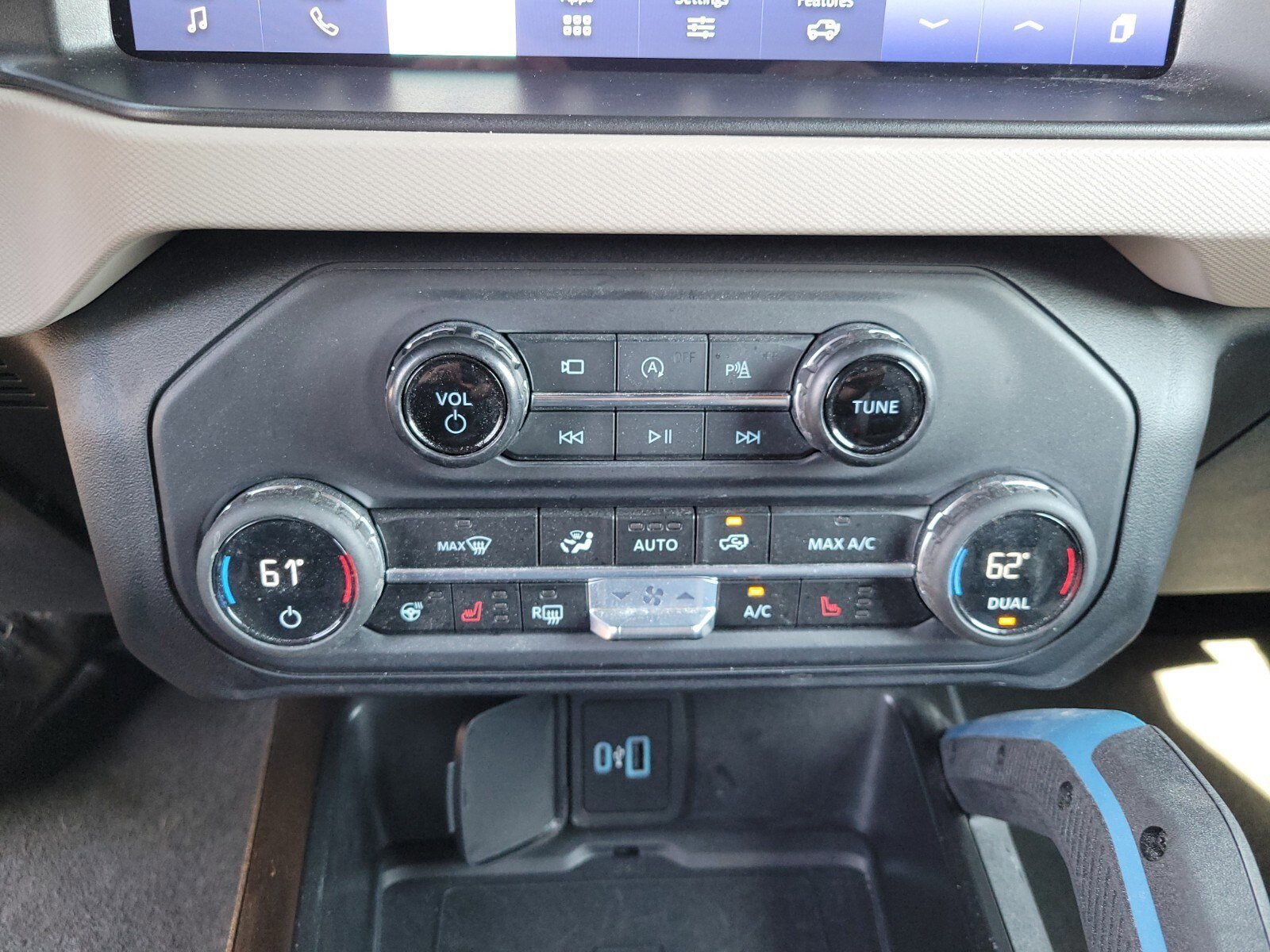 Certified 2023 Ford Bronco Wildtrak image 23