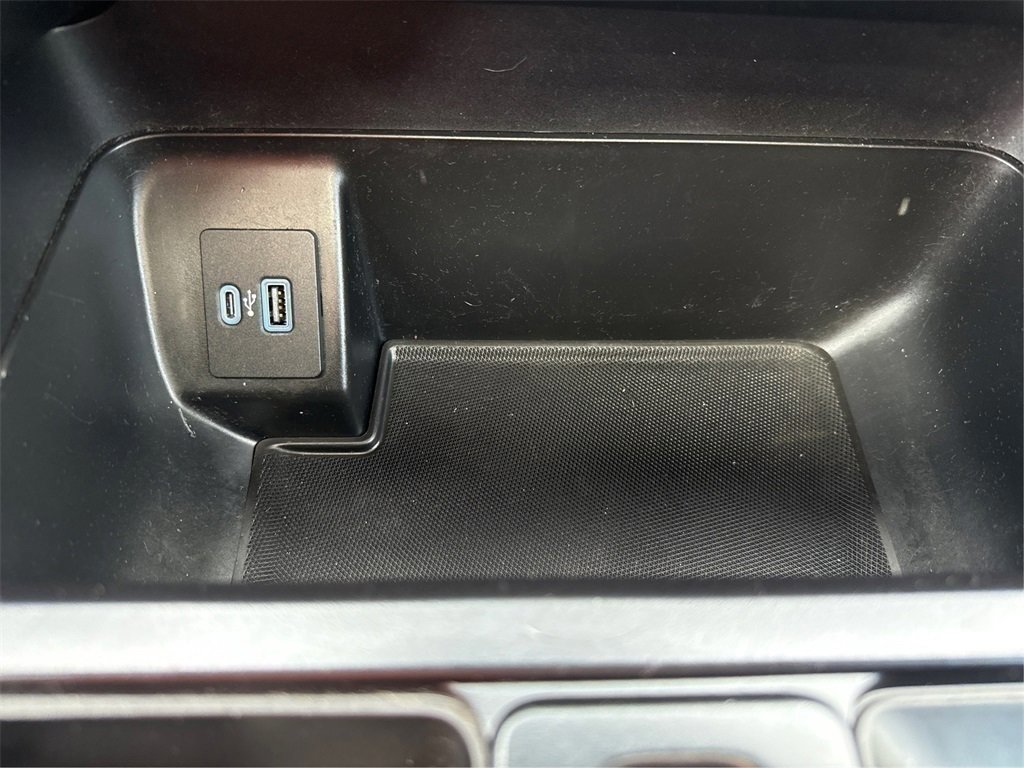 Certified 2022 Ford F150 XLT w/ Equipment Group 302A High image 28