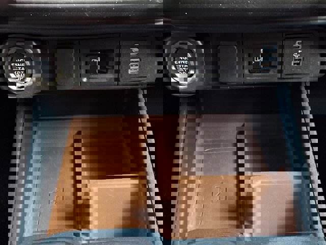 Certified 2022 Ford Maverick Lariat w/ Lariat Luxury Package image 13