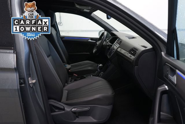 Used 2023 Volkswagen Tiguan SE R-Line image 32