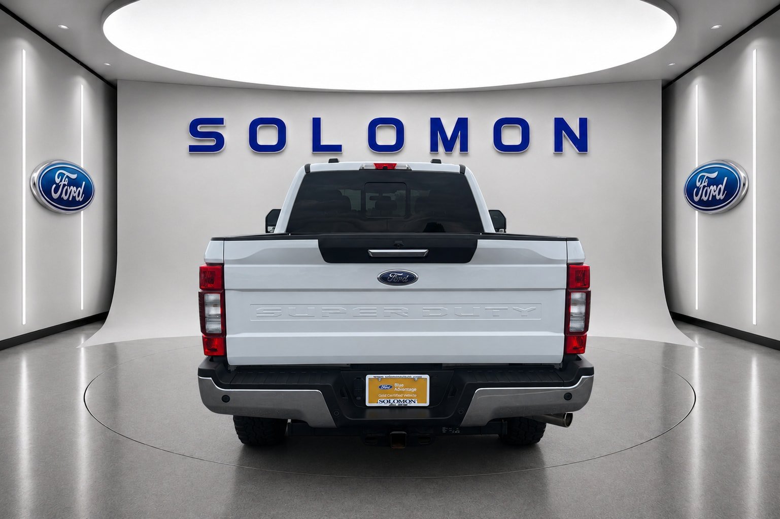 Certified 2022 Ford F250 XLT w/ XLT Premium Package AWD/4WD image 4