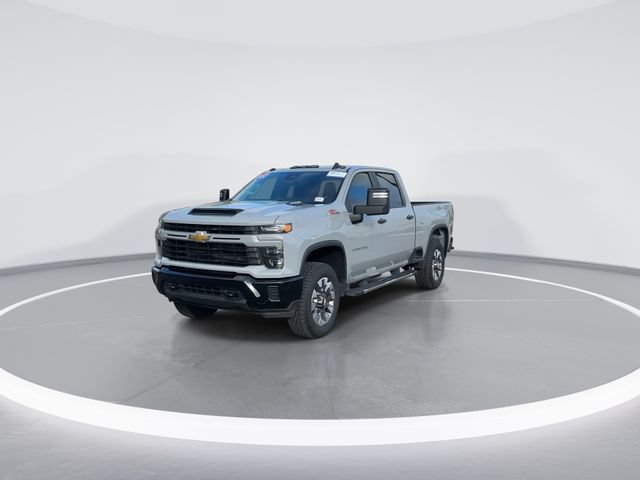 Used 2024 Chevrolet Silverado 2500 Custom w/ Custom Value Package AWD/4WD image 3
