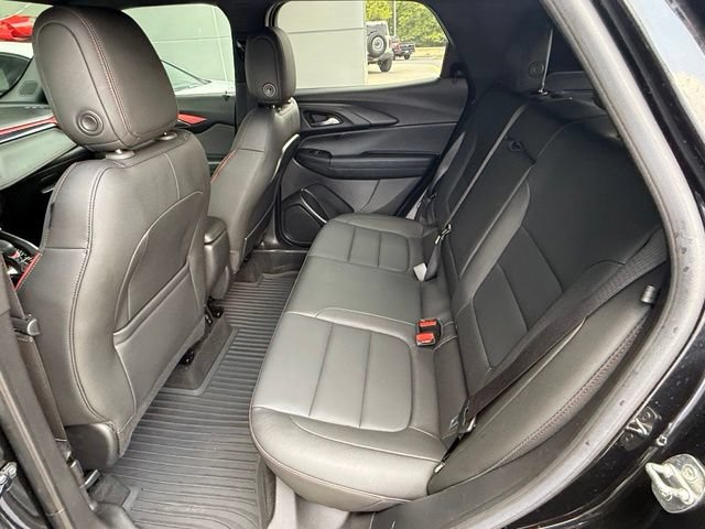 Used 2024 Chevrolet TrailBlazer RS w/ Convenience Package FWD image 14