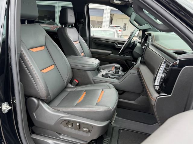 Used 2023 GMC Sierra 1500 AT4 w/ AT4 Premium Package AWD/4WD image 17