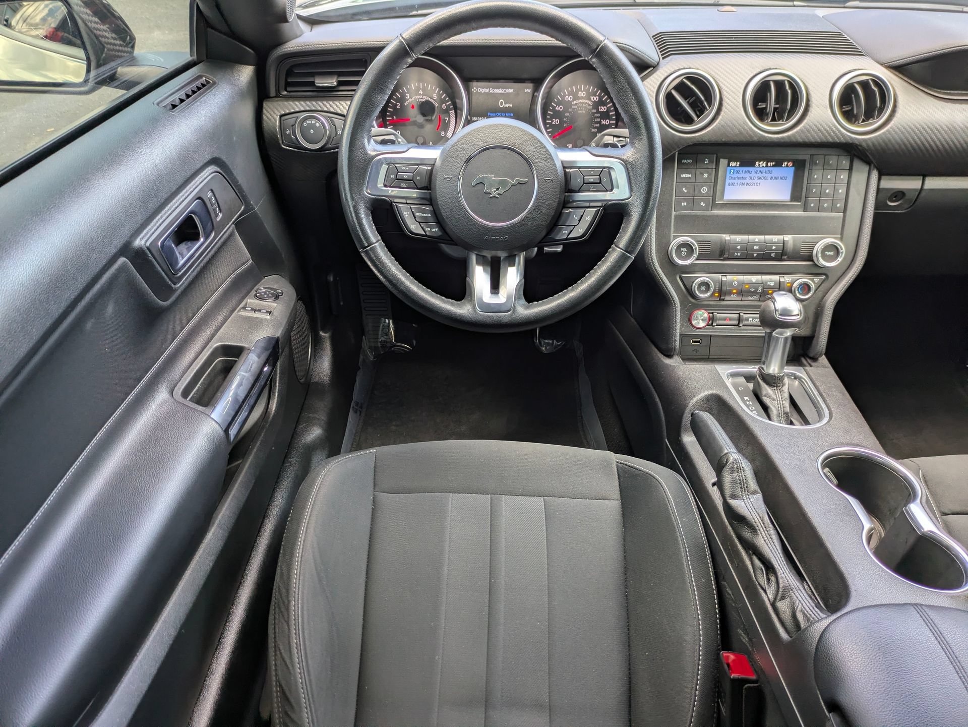 Certified 2020 Ford Mustang Coupe RWD image 18