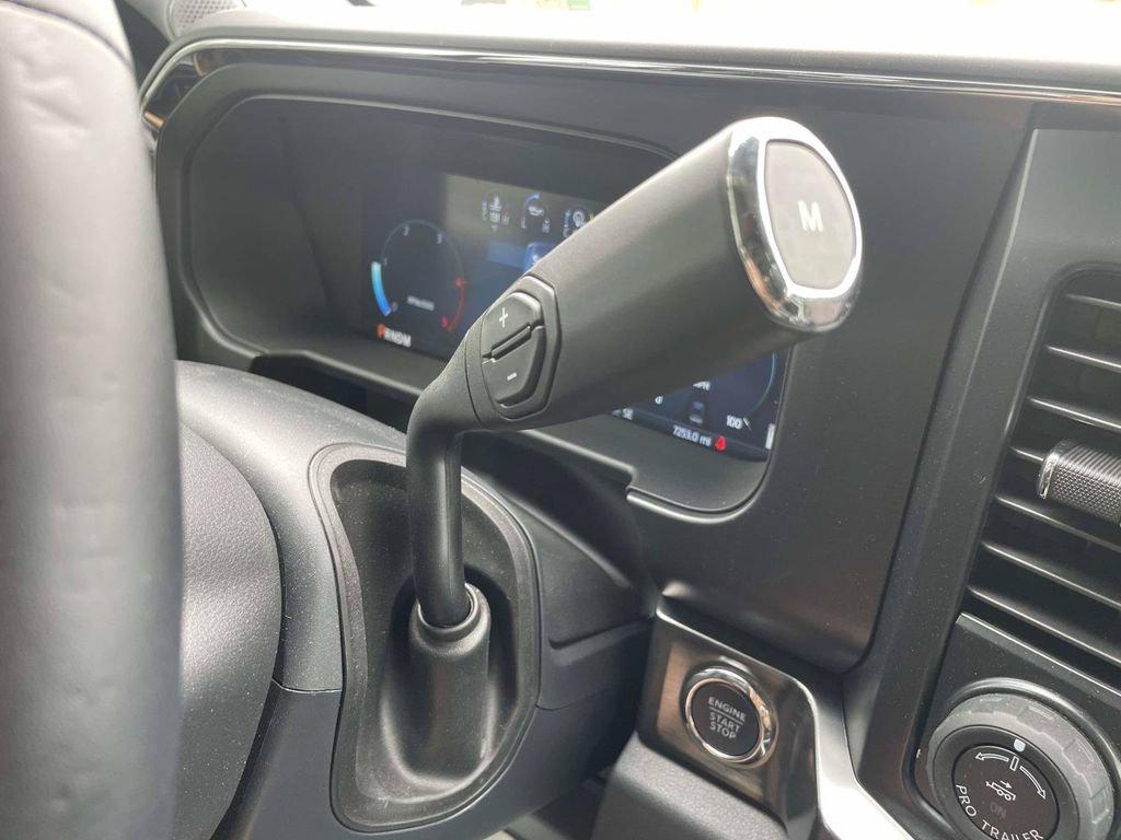 Certified 2024 Ford F250 Lariat w/ Lariat Ultimate Package AWD/4WD image 17