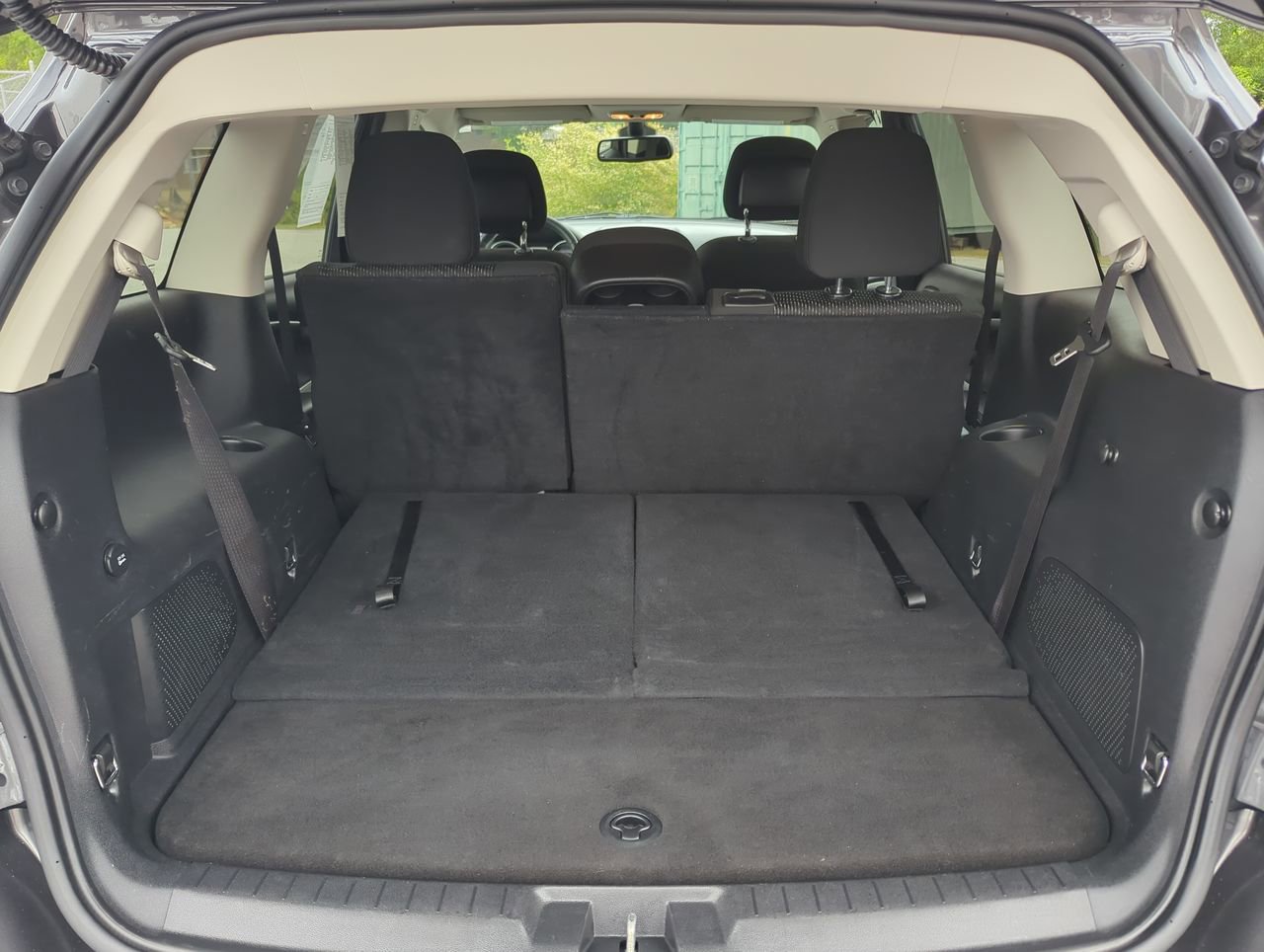 Used 2019 Dodge Journey SE w/ Connectivity Group FWD image 11