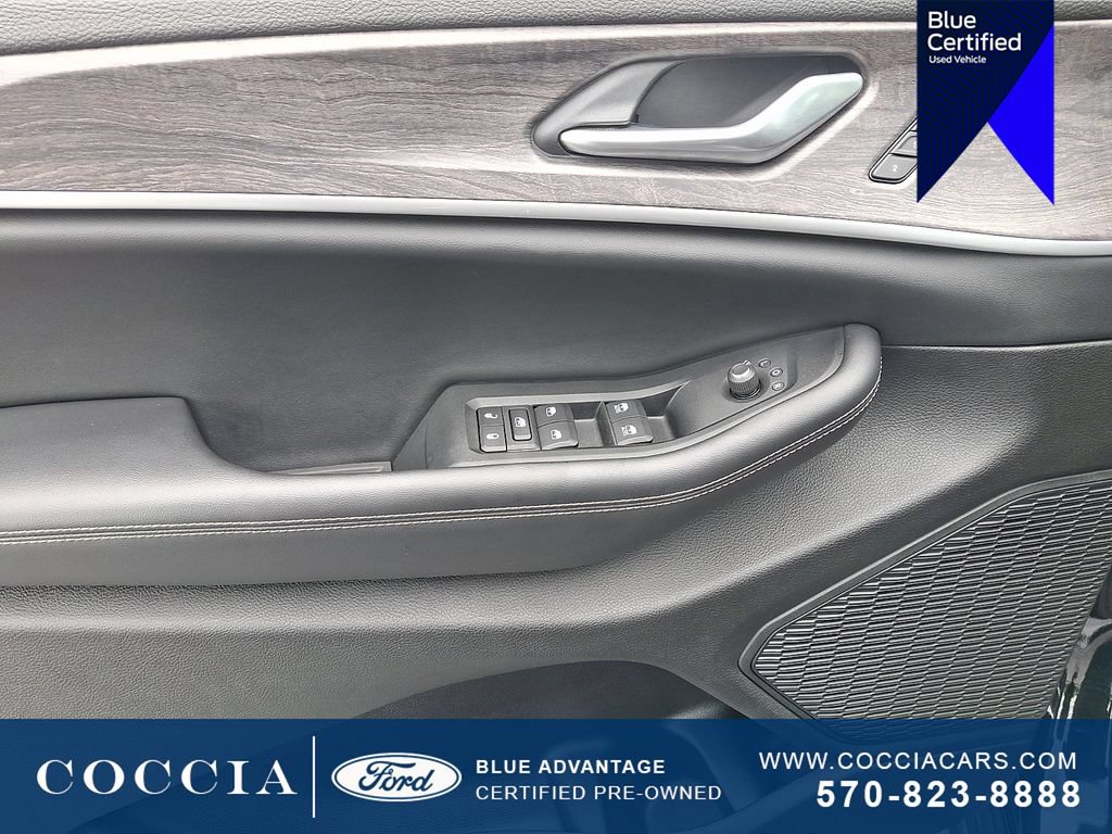 Used 2023 Jeep Grand Cherokee Limited AWD/4WD image 12